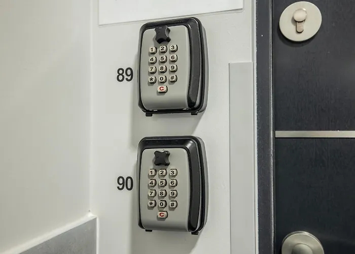 Апартаменты Wigurytower 98